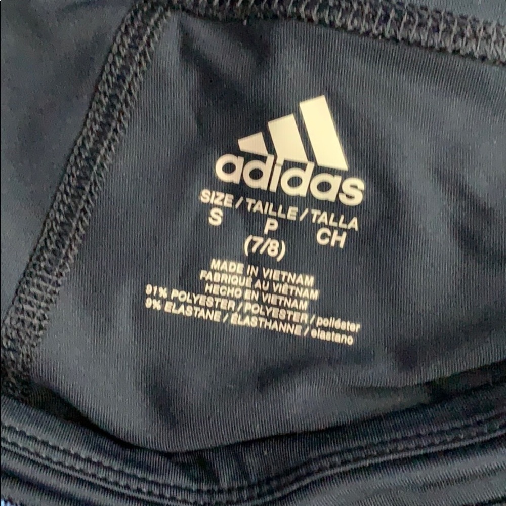 New Adidas - Picture 5 of 5